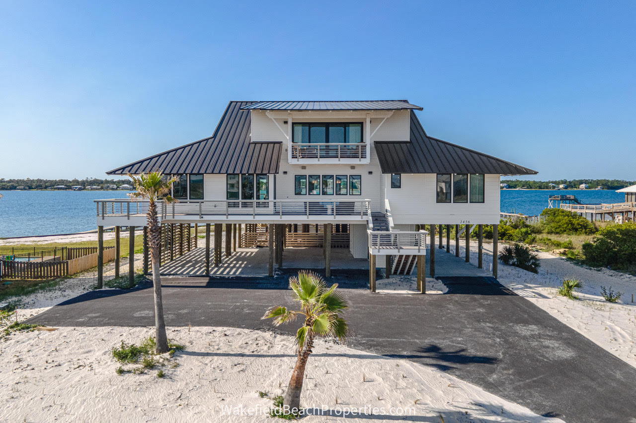 https://www.wakefieldbeachproperties.com/unnamed-1/